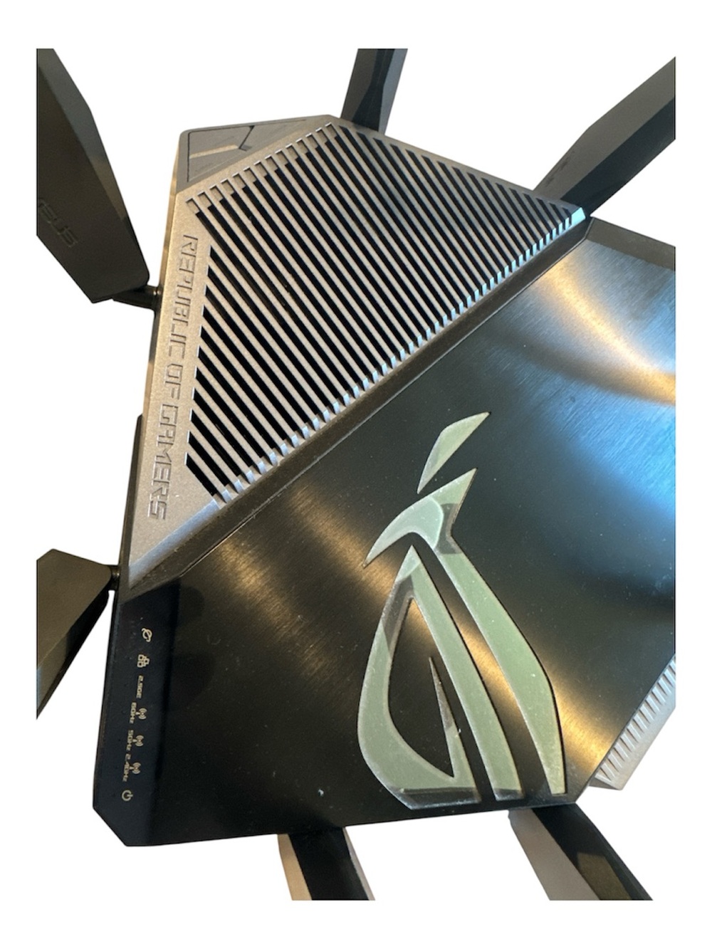 ASUS ROG Rapture Tri Band GT-AXE11000 6Ghz Router Black - Picture 7 of 12